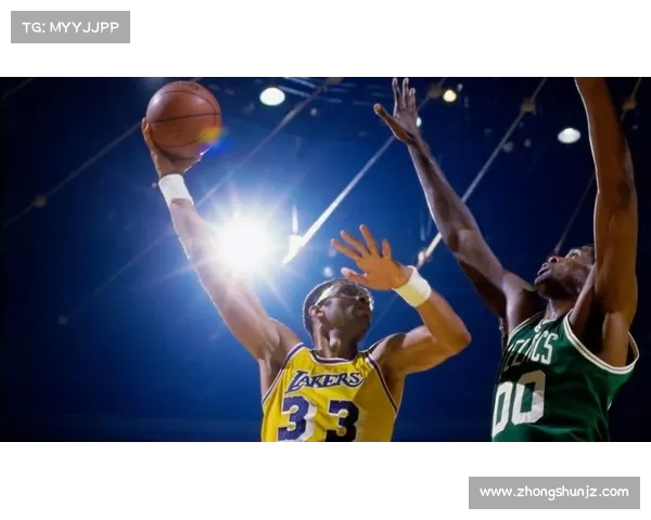 《探索NBA球迷之旅:走遍全球感受篮球文化与激情》 《探索NBA球迷之旅:走遍全球感受篮球文化与激情》