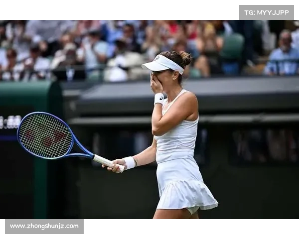 网球赛场高潮迭起紧张时刻每一次回合都可能决定胜负的激烈对决 网球赛场高潮迭起紧张时刻每一次回合都可能决定胜负的激烈对决